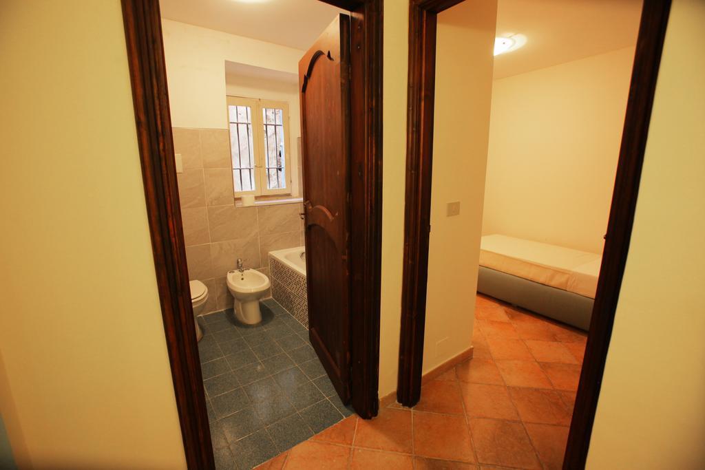 Antica Palermo R&B Bed & Breakfast Bilik gambar