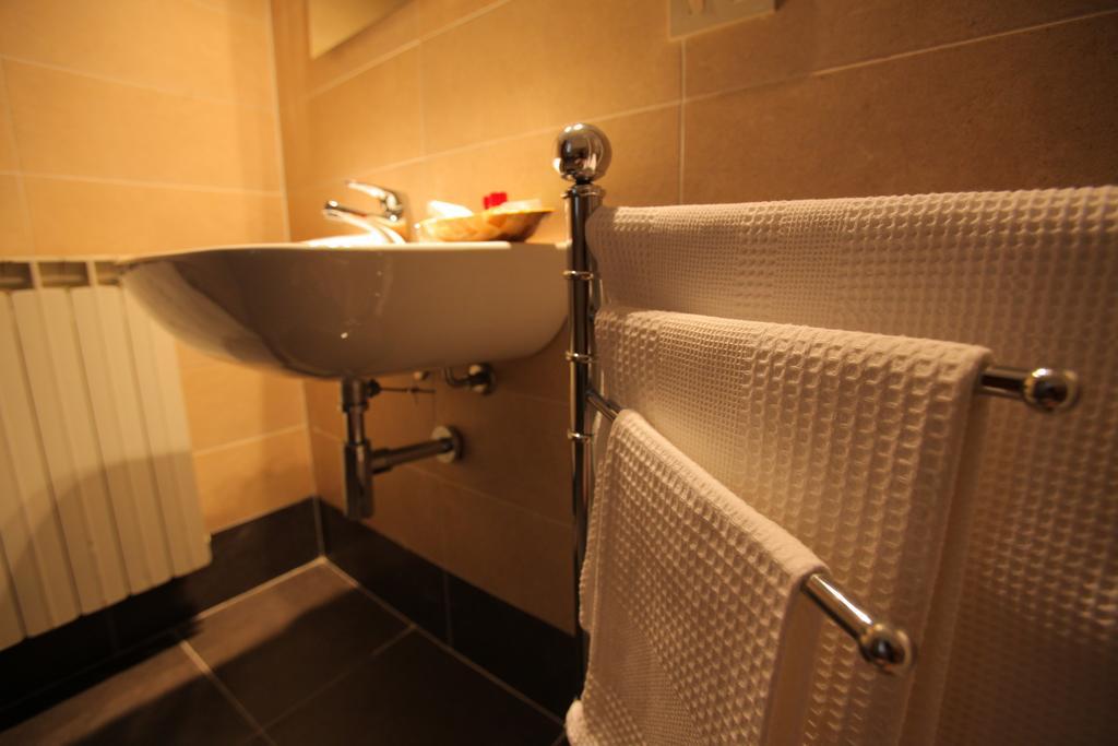 Antica Palermo R&B Bed & Breakfast Bilik gambar